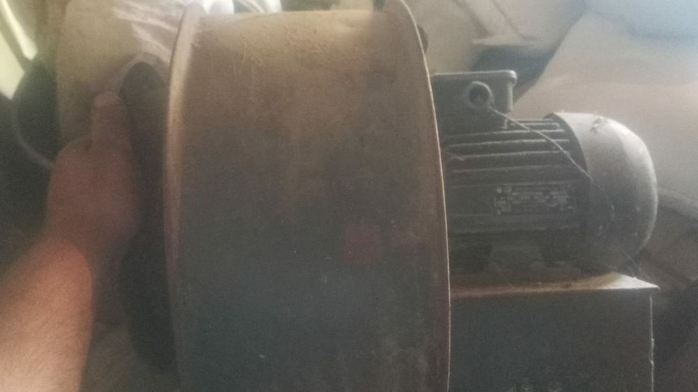 Вытяжка в рабочем состоянии