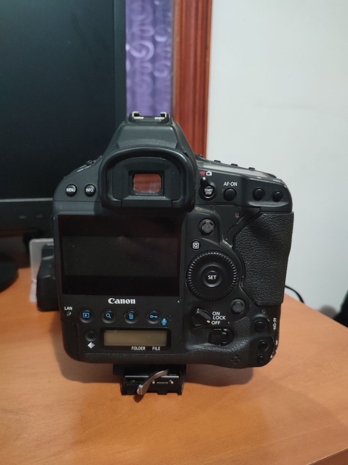Canon 1 Dx Mark 2 -32000 cadre