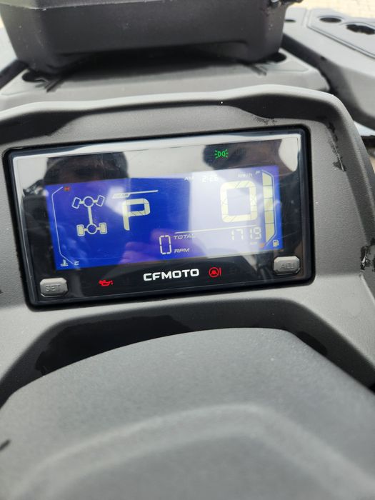 CF MOTO 520 L an 2025