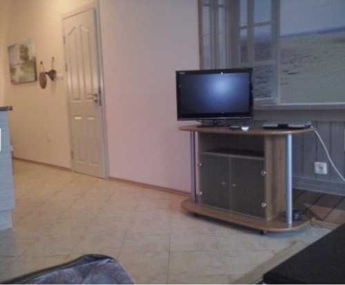 Дава се под наем Едностаен апартамент в Пловдив, Кючук Париж - 42 кв.м за 175 € - Снимка #1