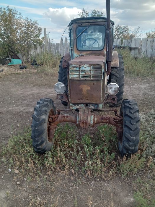 Продам трактор Т-40