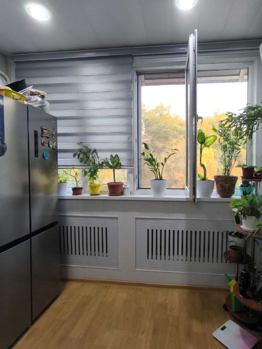 Буюк Ипак Йули. 3/3/5. Художники.