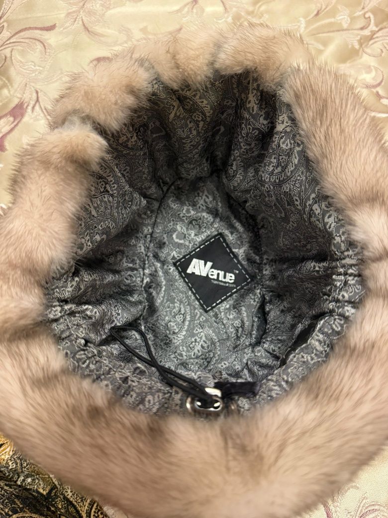 Продам норковую шапка