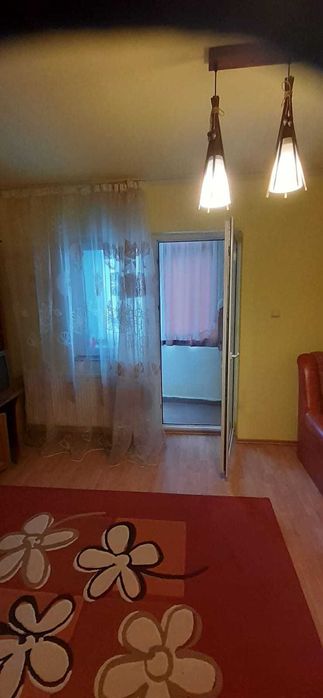 Apartament 3 camere, 76 mp utili + 2 balcoane, loc de parcare, mobilat