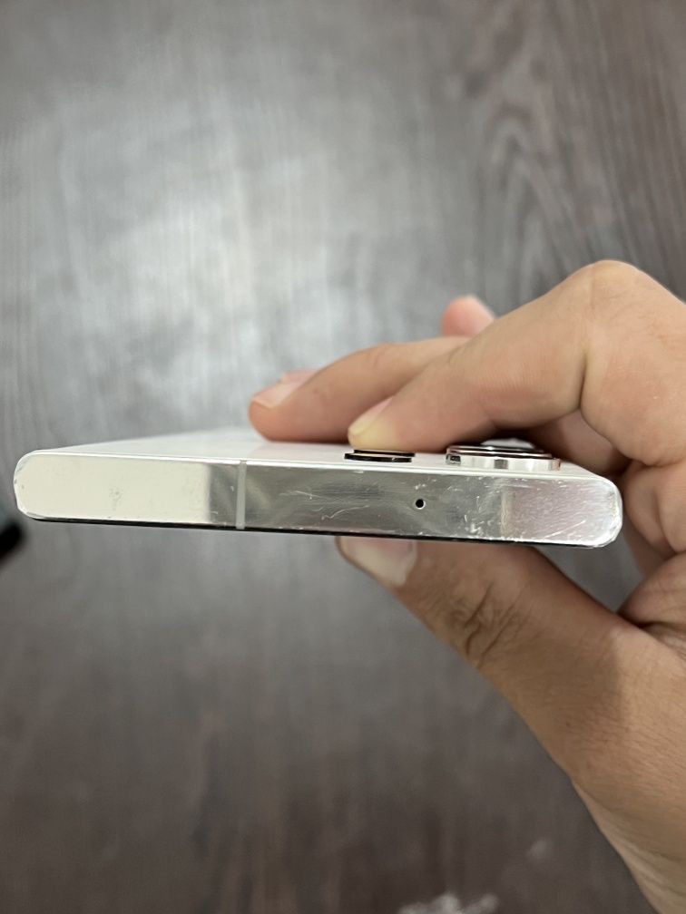 Samsung s23 ultra sotiladi