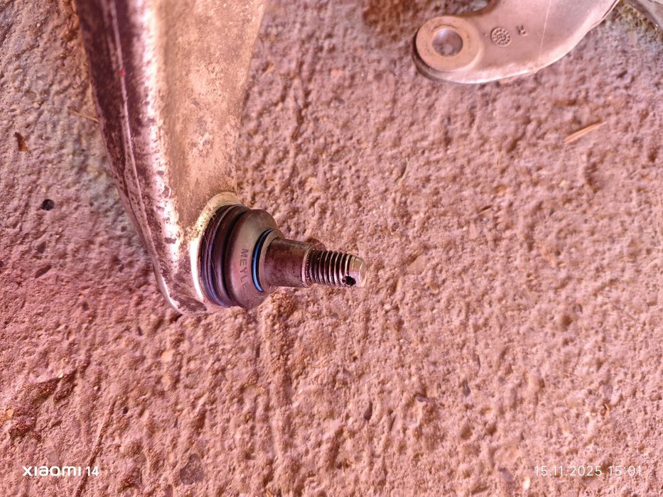 Предни носачи Хонда Сивик 8-ма