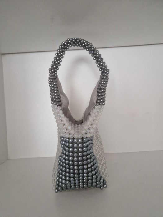 Дамска чанта от мъниста