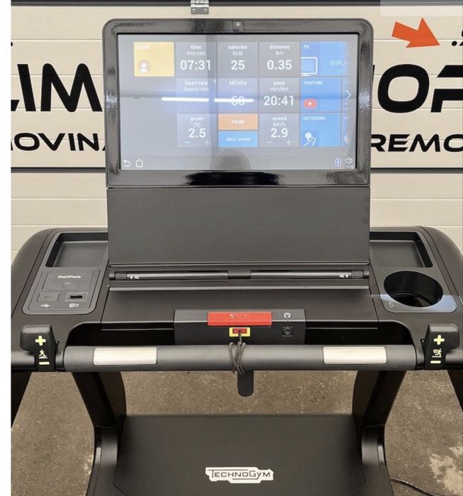 Technogym artis Професионална фитнес пътека