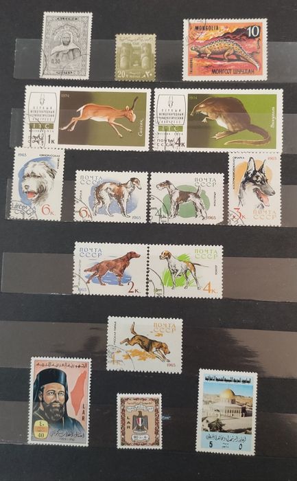 Класьор с пощенски марки от света