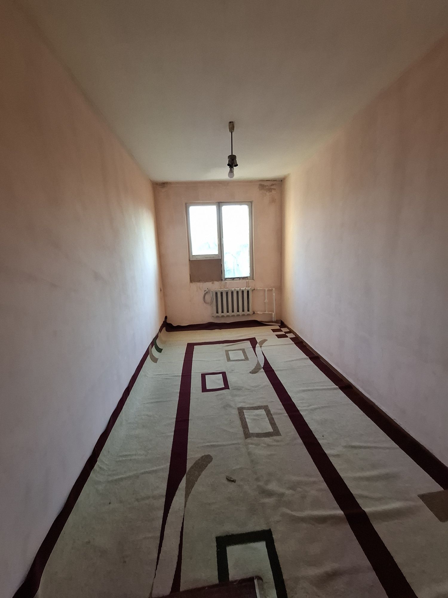 Arenda kvartira Yashnabod Kadishva bozor yaqinda 2xona 3xona qilingan