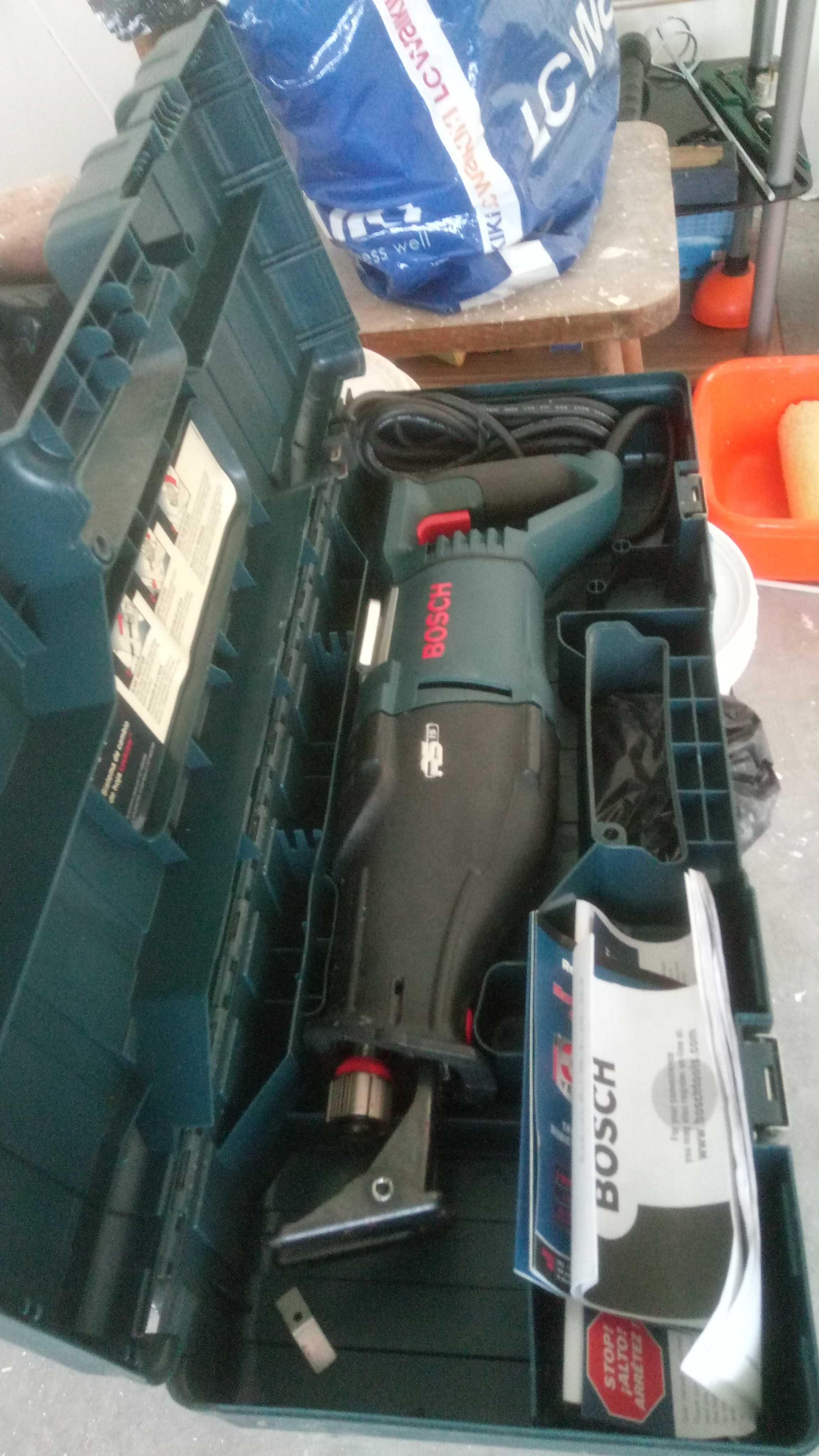 Саблен трион Bosch professional RS 15