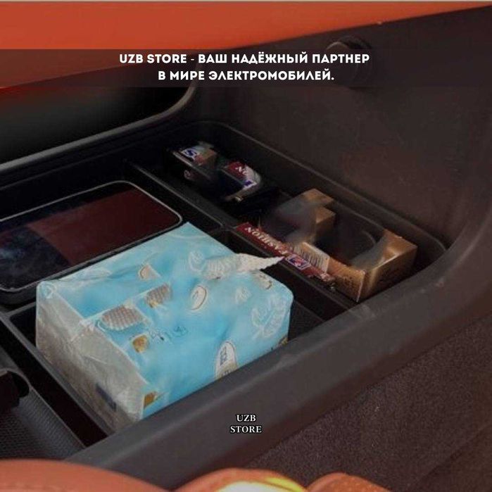 Силиконовый органайзер под баром для Lixiang L8 / L9. Чёрный цвет.