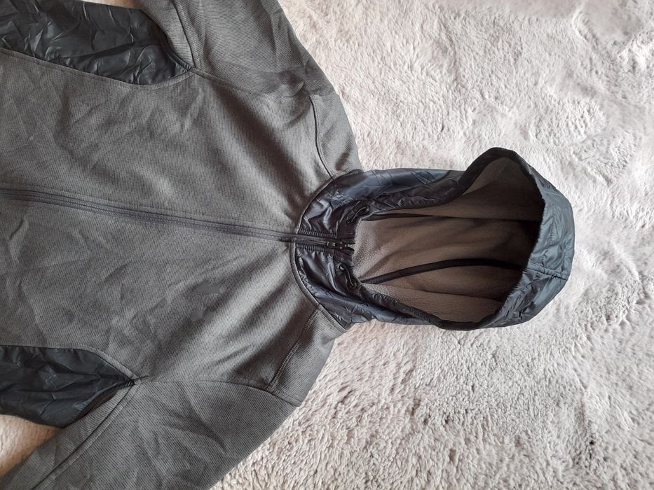 Under armour мъжко яке S размер.