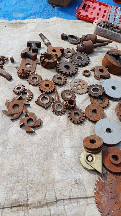 Cutite,pastile,freze strung