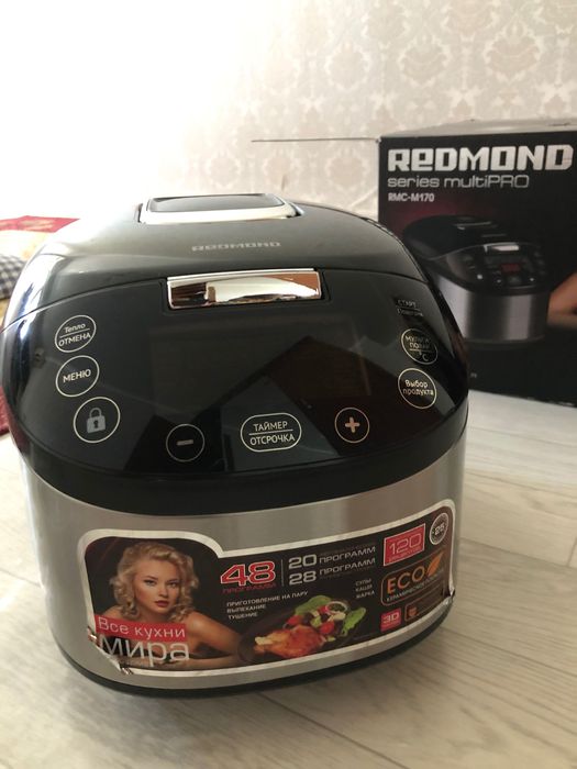 Мультиварка Redmond RMC-M170