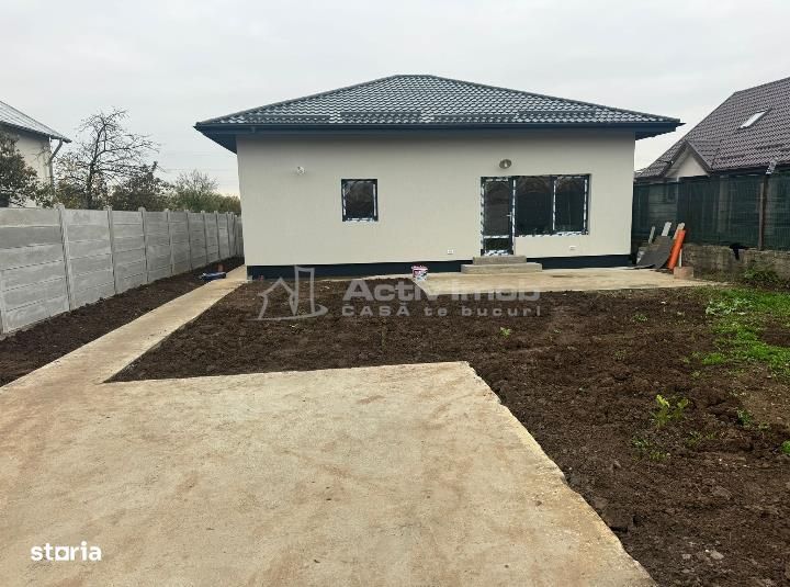 Casa individuala-3 camere-Toate utilitatile-Asfalt-STB-Mutare rapida