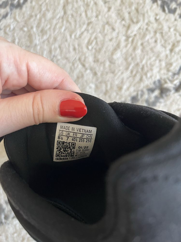 Adidas ozelia w h04268