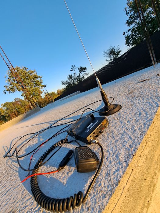 Vând statie cb INTEK