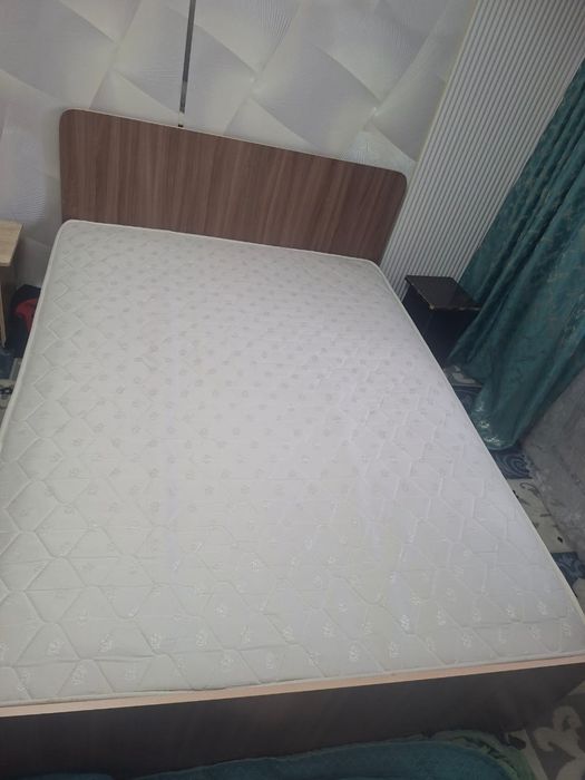 Спальний кровать 160х200 со шкафом