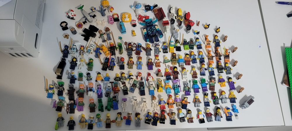 21 kg de Piese Lego diferite modele