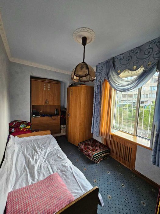 Продаётся 3х комн квартира на 1 этаже Ор-р 5 микрорайон Жомий