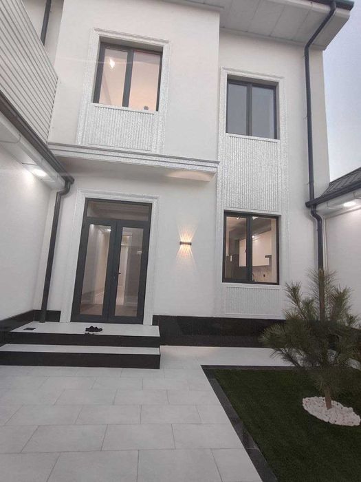 Продаётся коттедж в новом районе Ташкента ( Шоликёр).