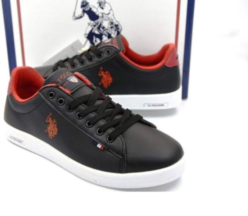 Продается кроссовки