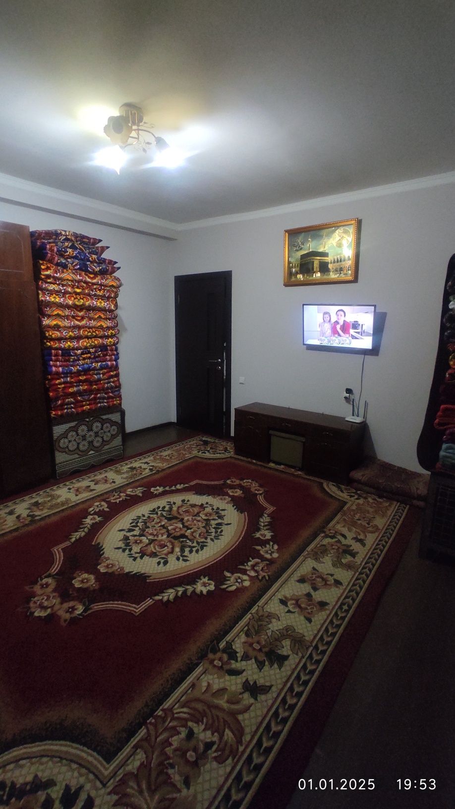 Yangi hayot 3a 2 honali uy sotladi