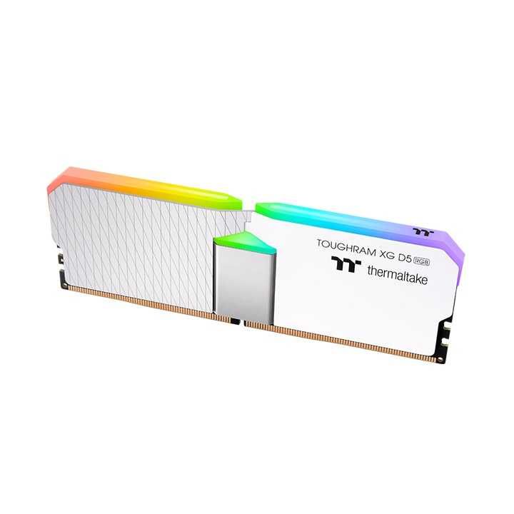 /РАМ памет/ Thermaltake Toughram XG RGB 32GB DDR5 7600MHz (ГАРАНЦИЯ)