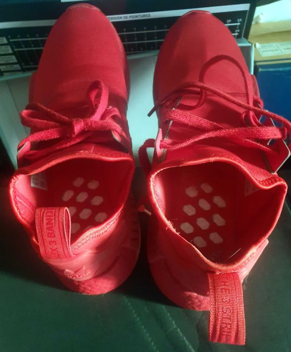 Vand adidasi pentru baieti