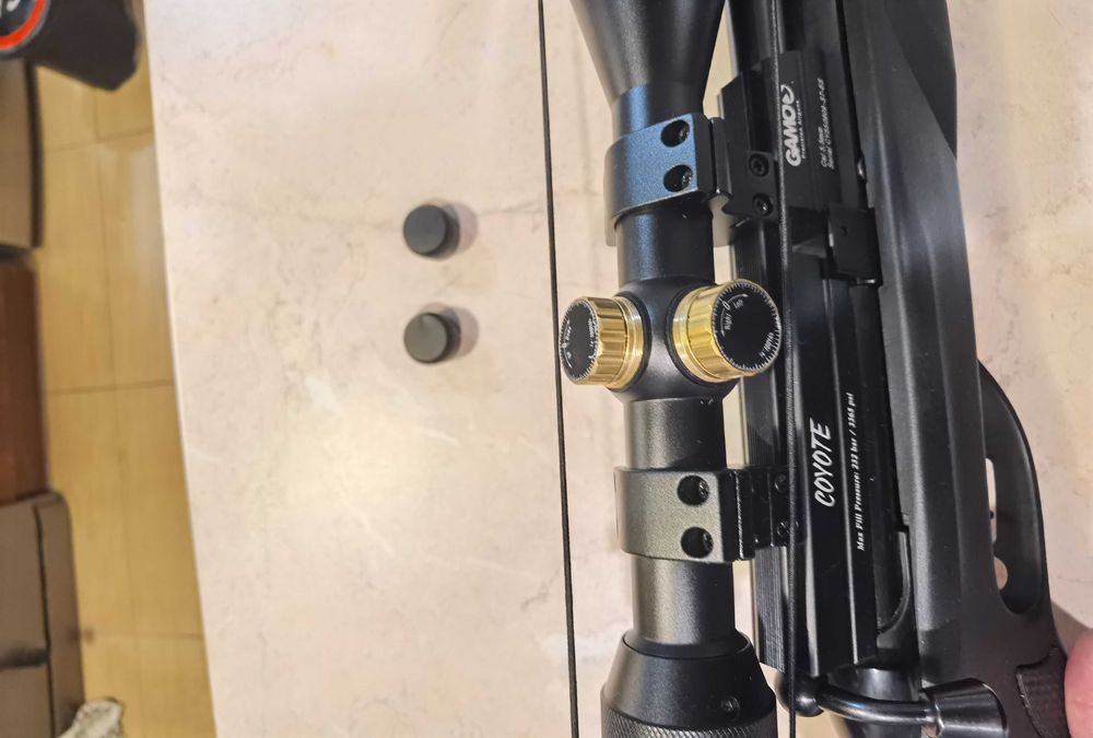Gamo Coyote 5.5 с оптик, аксесоари и помпа