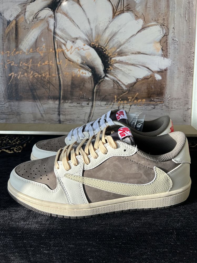 Кроссовки найк Air Jordan 1 Low OG из коллаборации с Travis Scott