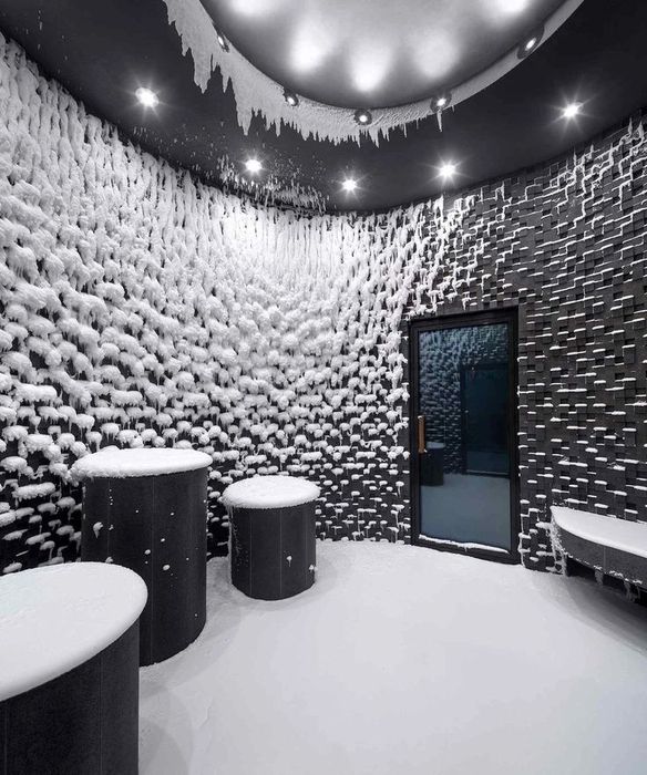 Строительство снежная комнота.