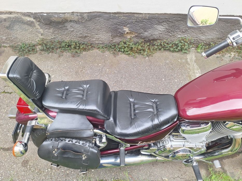 Suzuki intruder vs750 A2