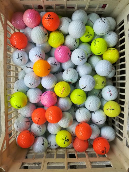 Топчета за голф бели и цветни