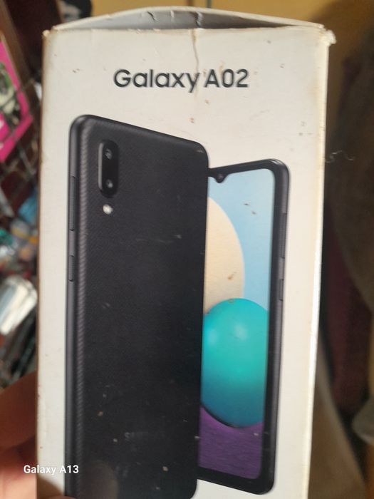 Vând tel samsung  A02