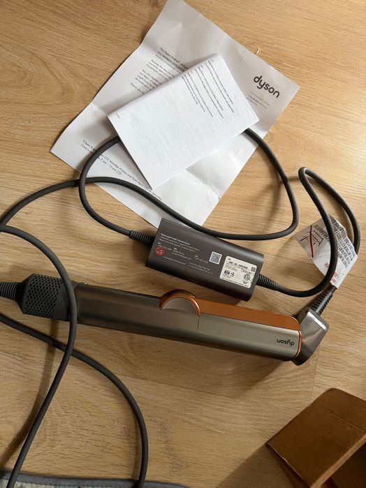 Dyson Airstrait™ Straightener | Nickel/Copper