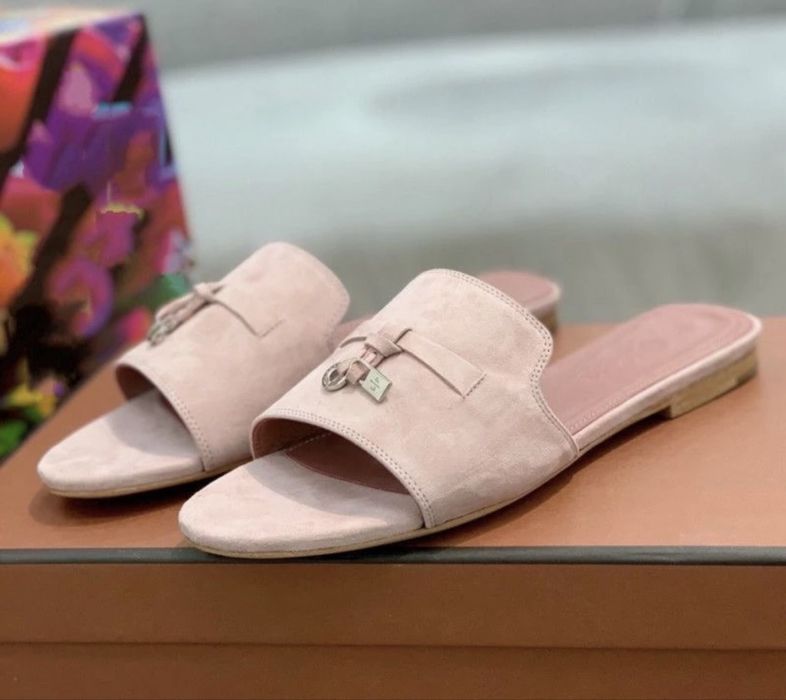 Очень удобные летние тапочки под Лоро