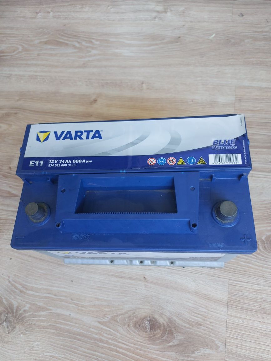 Акумулатор VARTA  BLUE Dynamic 12V 74Ah 680A