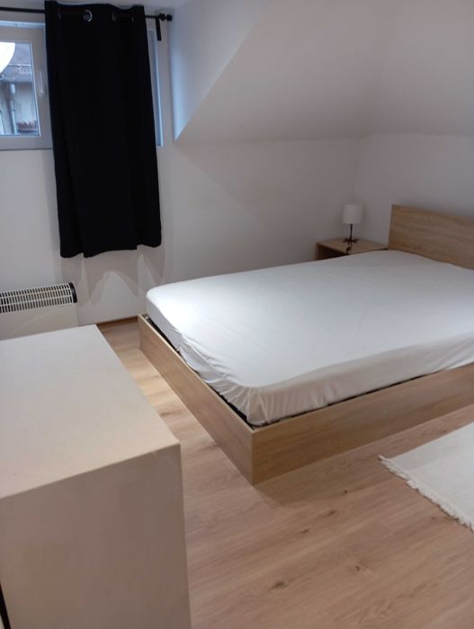 Дава се под наем Тристаен апартамент в София, Център - 60 кв.м за 900 € - Снимка #2