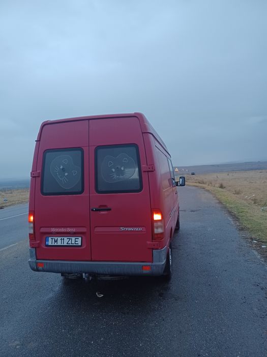 Vând microbuz Mercedes sprinter