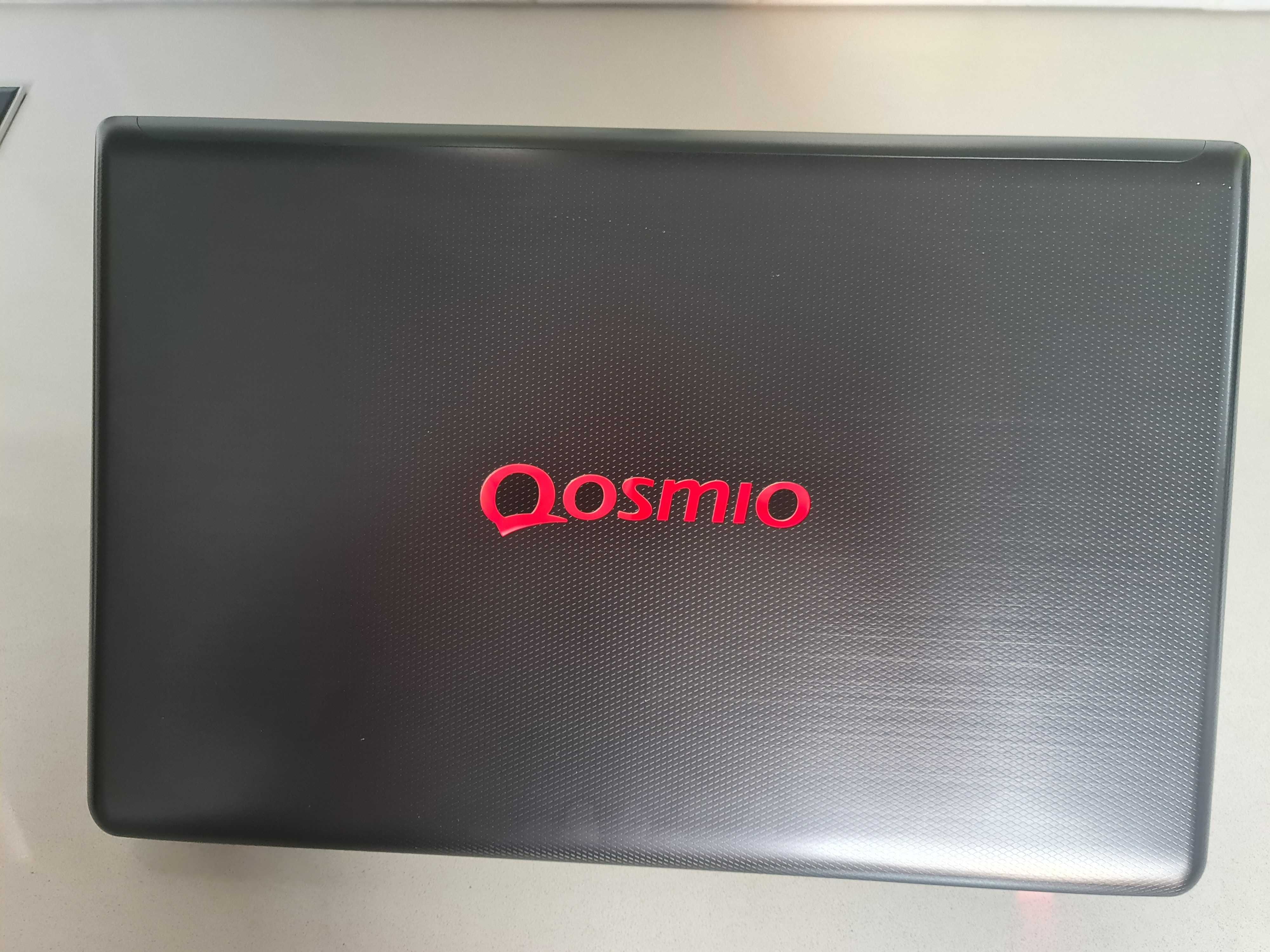 Лаптоп 3D Toshiba Qosmio X870 до 15.4.24 на 750 лв