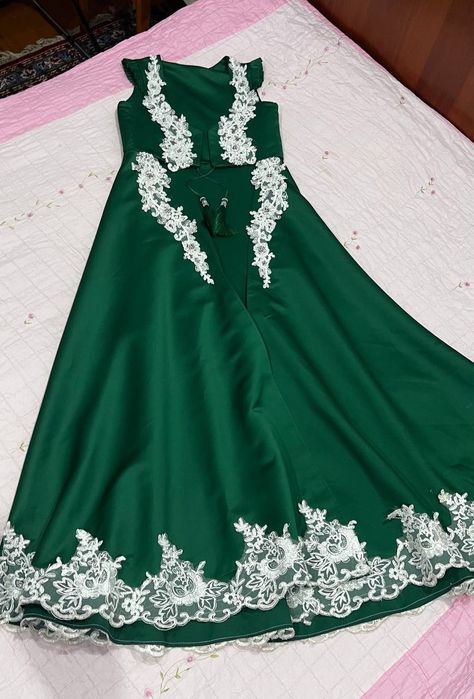 Ансамбль чопон сотилади