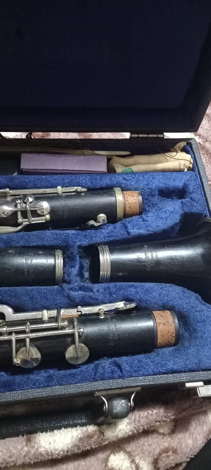 Vând clarinet cu toate accesoriile