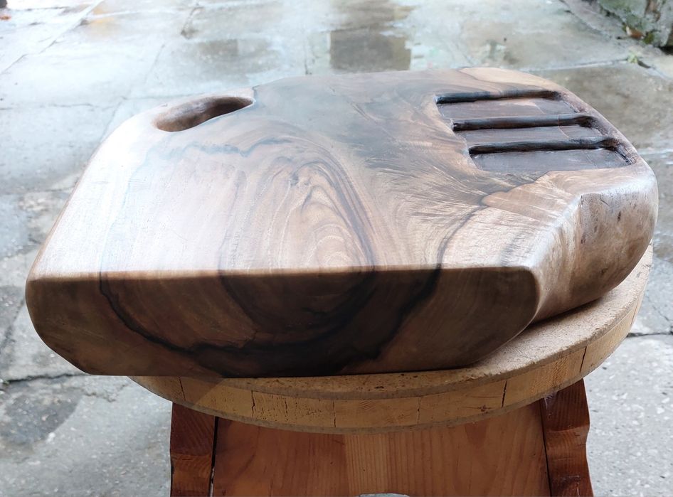 Дъска за мезета от орех