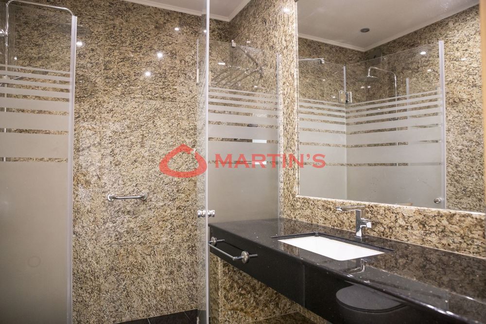 Дава се под наем Тристаен апартамент в София, Изток - 120 кв.м за 1050 € - Снимка #10