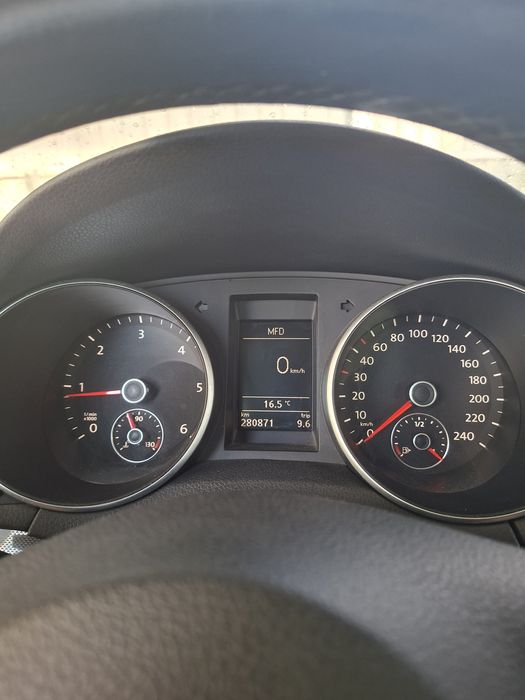 Golf 6 an 2010 motor 2.0 tdi