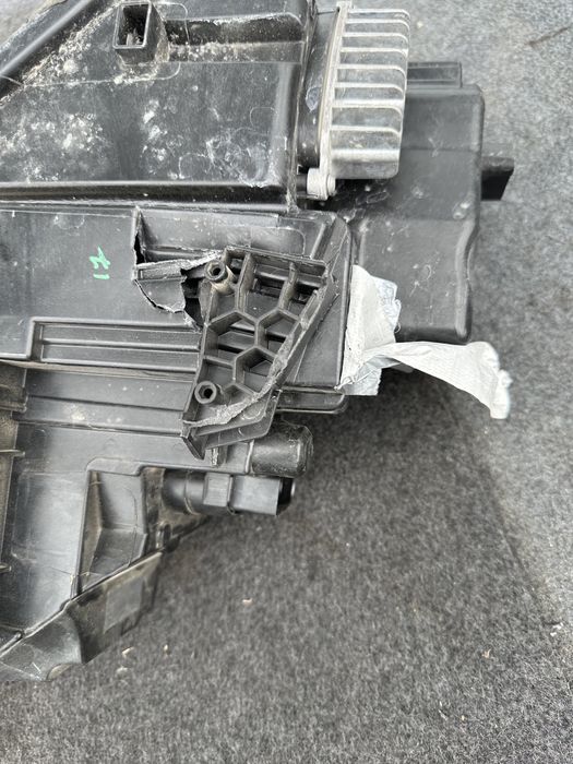 Фар Full Led за Skoda Octavia Шкода ляв оригинален пукнат 5e1 941015