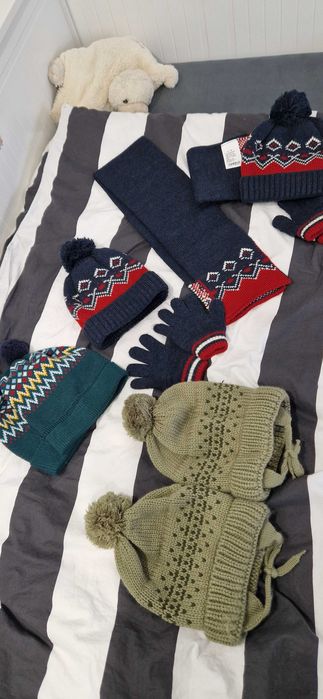 Set căciulă fular mănuși 3-6 ani, caciuli