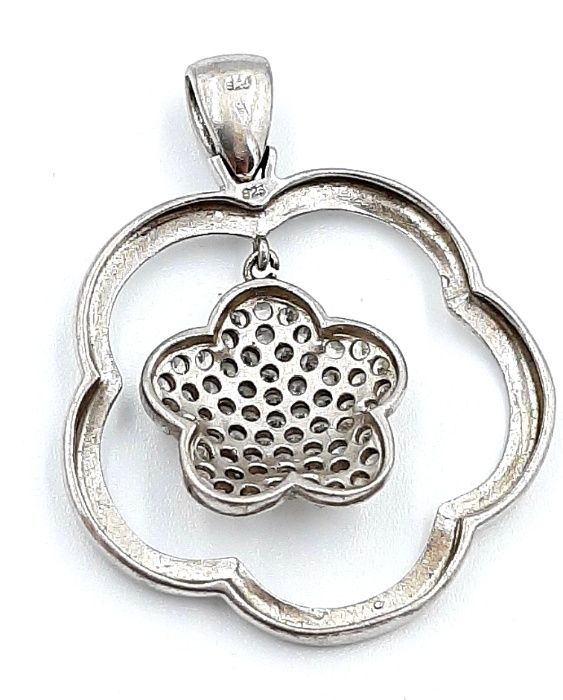 Pandantiv -medalion vintage din argint model superb floare